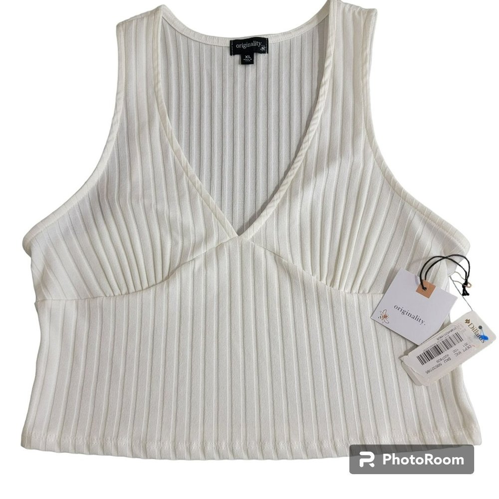 Originality Crop Top, Junior's Size XL, White Ribbed V-Neck Crop Top,  NWT